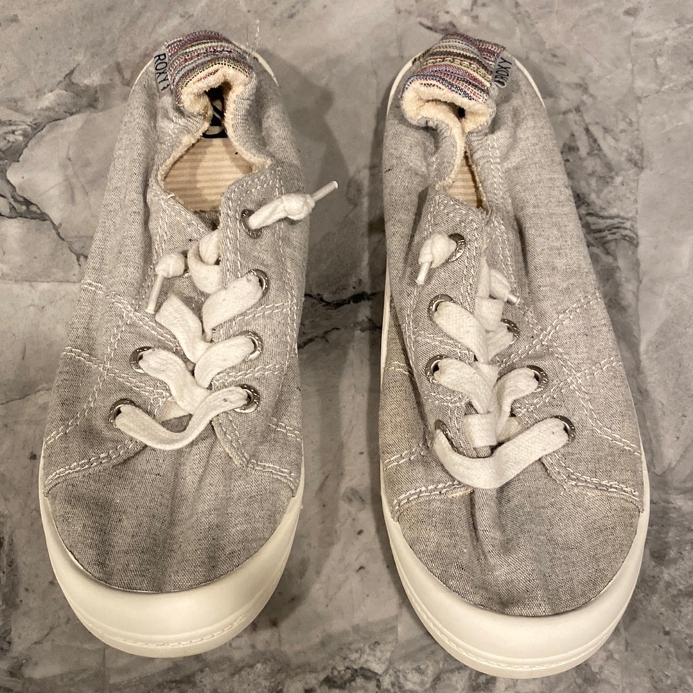 Roxy sneakers